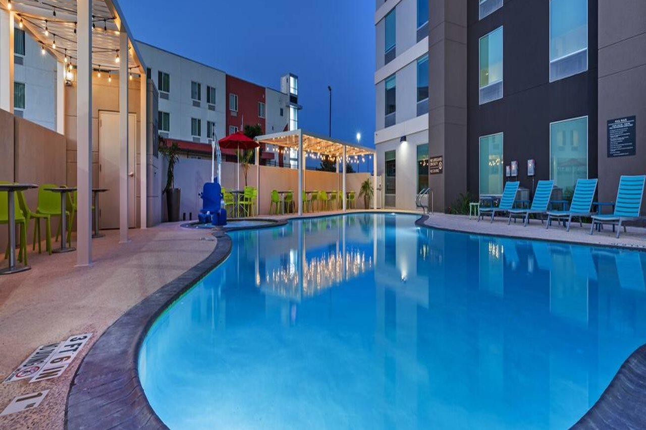 Home2 Suites By Hilton Laredo, Tx Buitenkant foto